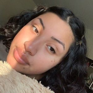 Meet your Posher, Lilybeth